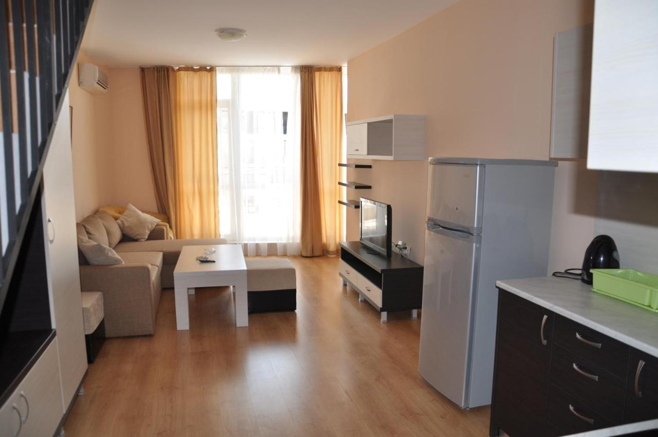 Luxor Apartments Pomorie Exterior foto