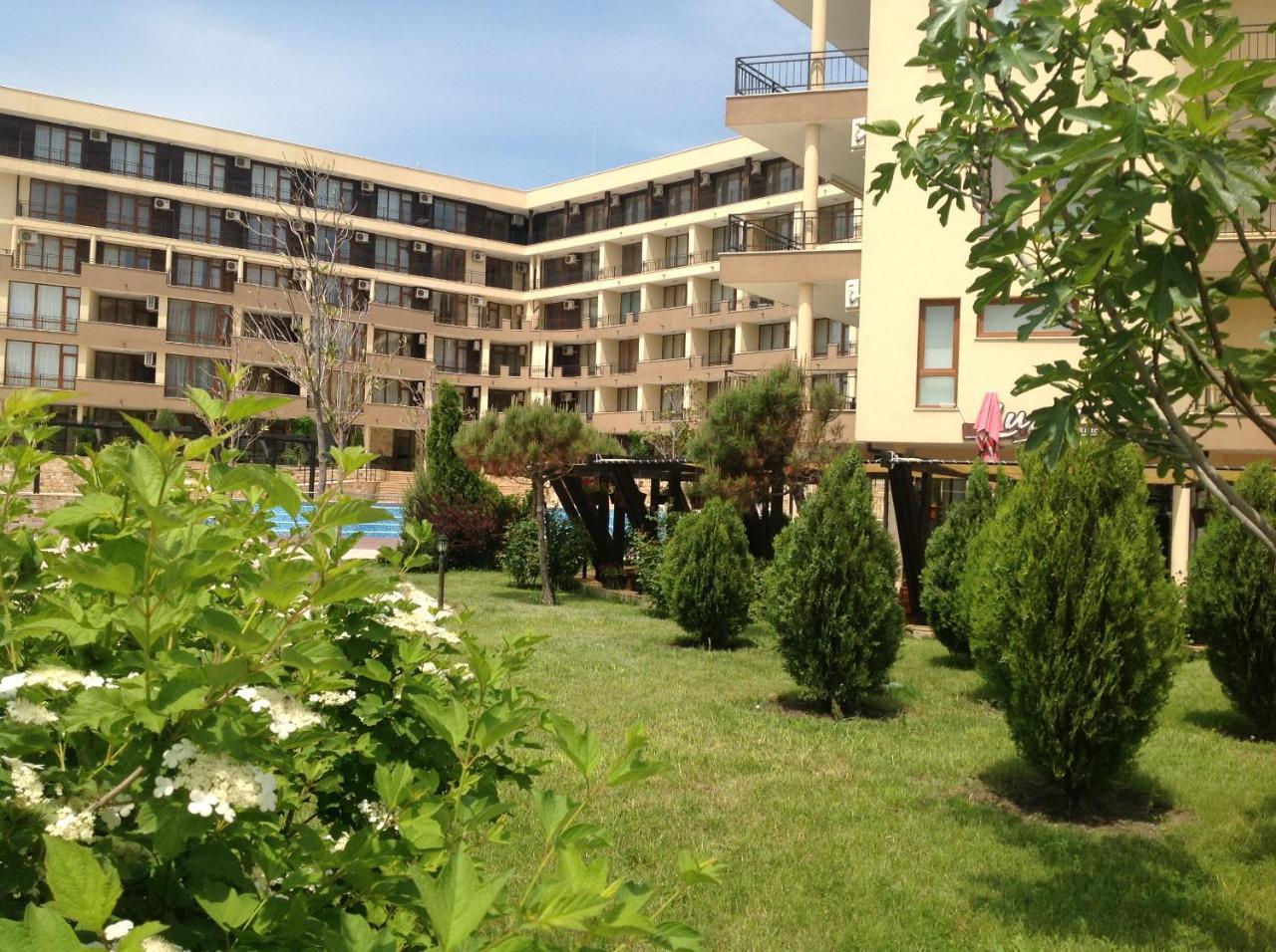 Luxor Apartments Pomorie Exterior foto