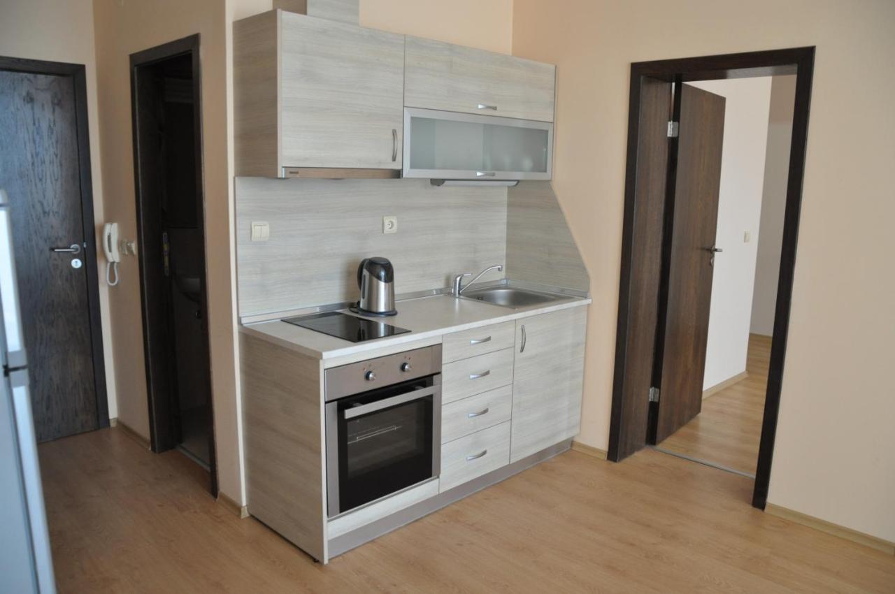Luxor Apartments Pomorie Exterior foto