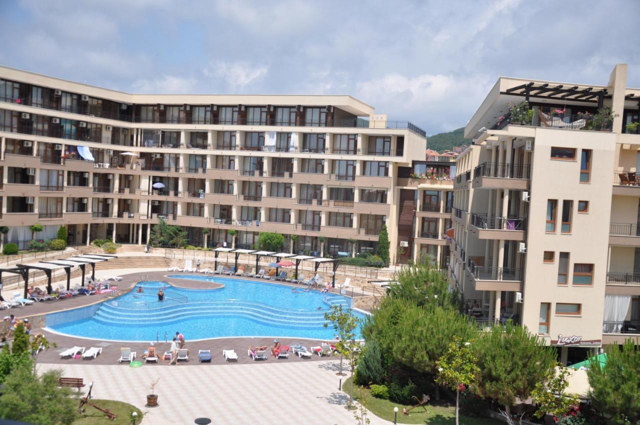 Luxor Apartments Pomorie Exterior foto
